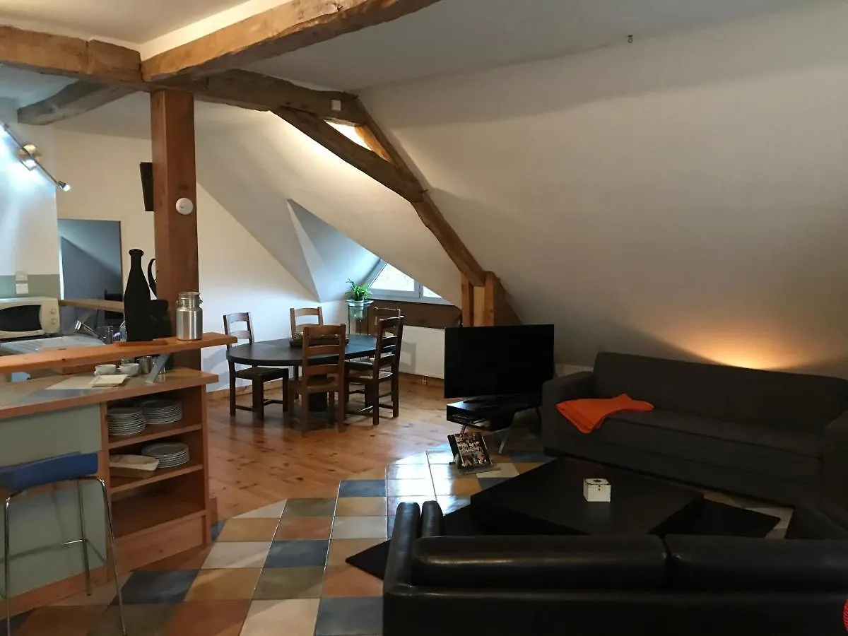 Appartement Le PIPAPO à Saint-Martin-de-Bavel France