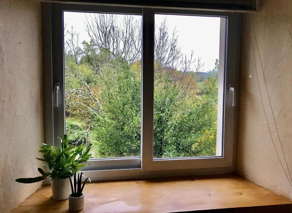 Appartement Le PIPAPO à Saint-Martin-de-Bavel 0*,  France