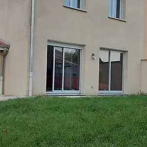  Villa Neuve Ds Les Monts Du Lyonnais
